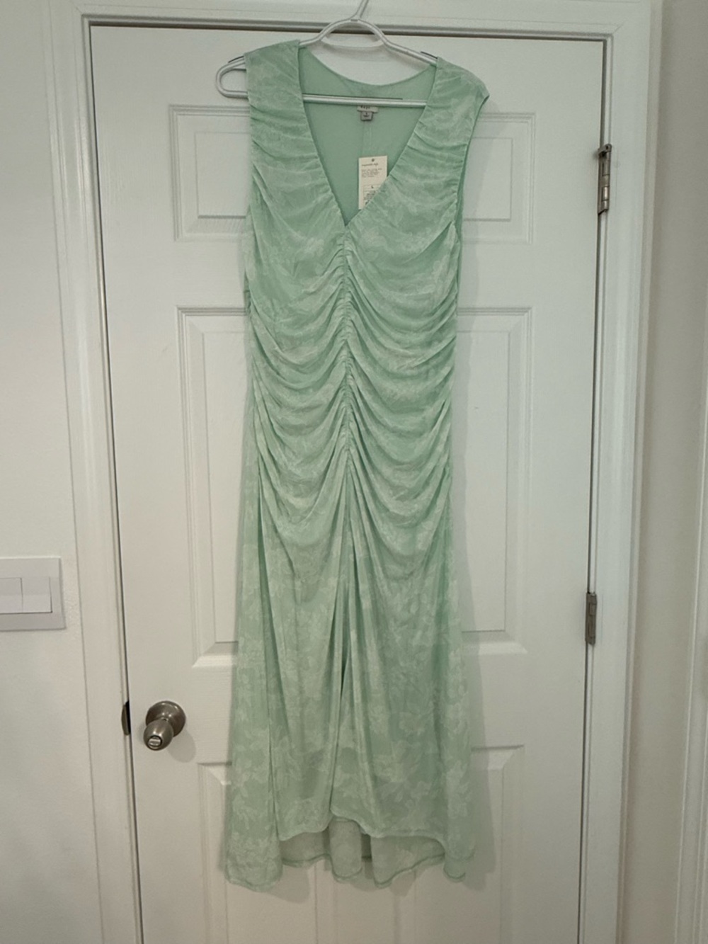 Nwt Women's Ruched Midi Sundress Sleeveless Mint V Neck